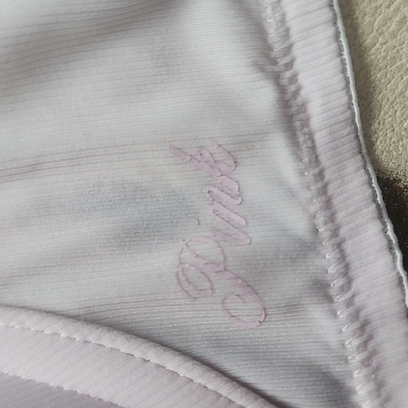 Wear everyhwere lightly lined Pink t-shirt bra. Size: 36D - Picture 2 of 8